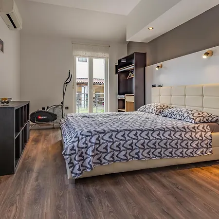 Vakantiehuis Gorgeous In With Kitchen