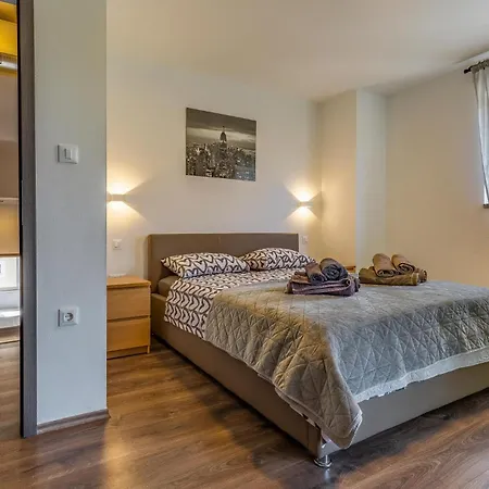 Gorgeous In With Kitchen *